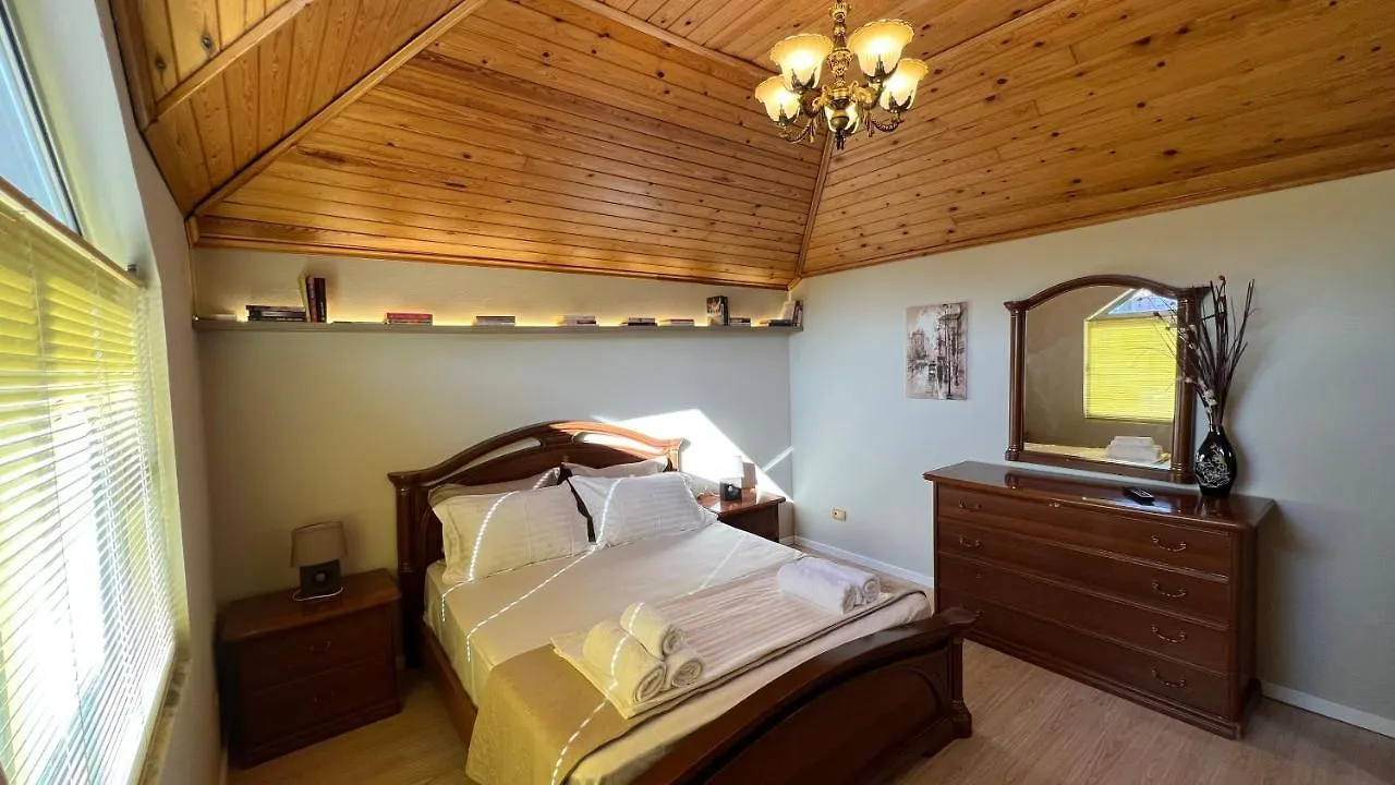 Ora Apartment Shkodër 0*,  Albánie